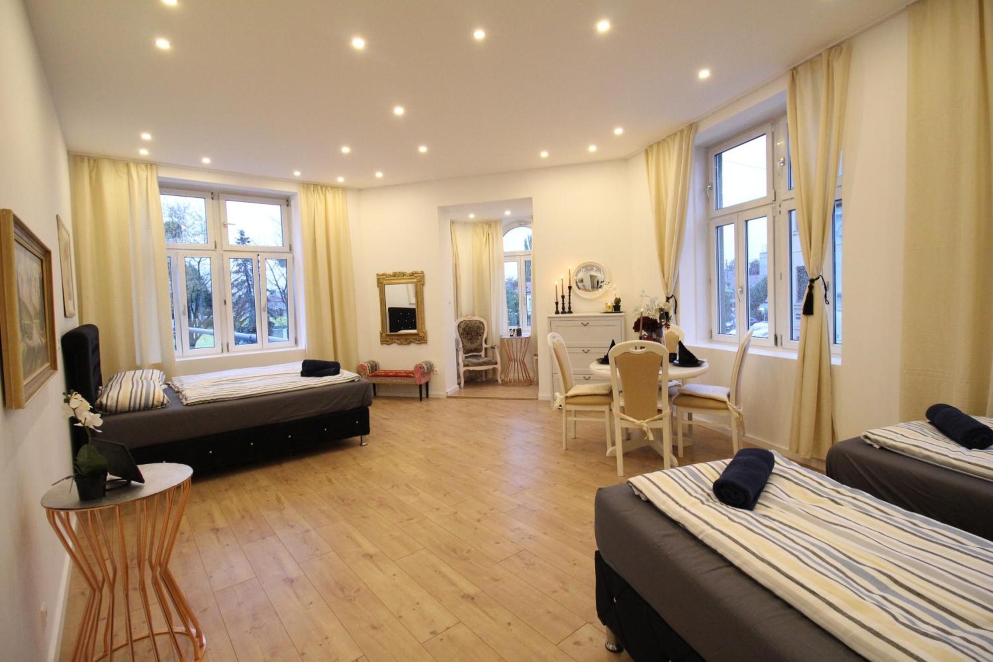 Disc Cozy Rooms In Liesing Viena Exterior foto
